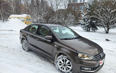 Volkswagen Polo VI (EU Market), 2016 год, 910 000 рублей, 2 фотография