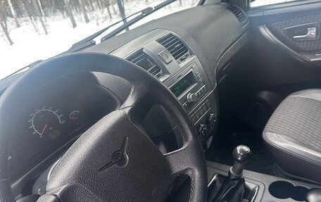 ЛуАЗ Patriot, 2014 год, 680 000 рублей, 8 фотография