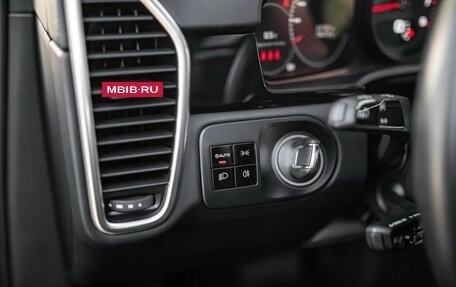 Porsche Cayenne III, 2020 год, 10 000 000 рублей, 14 фотография