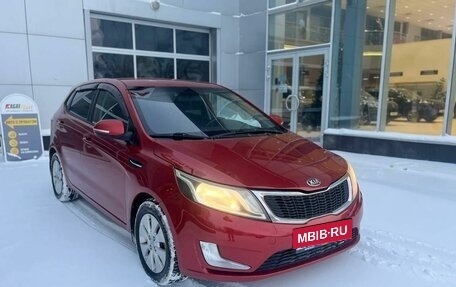 KIA Rio III рестайлинг, 2013 год, 800 000 рублей, 1 фотография