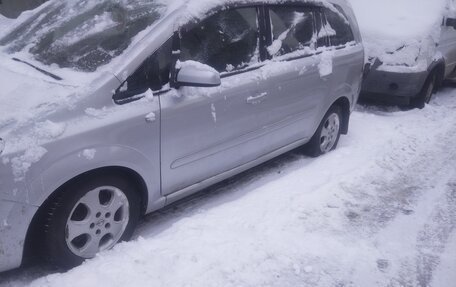 Opel Zafira B, 2007 год, 420 000 рублей, 1 фотография