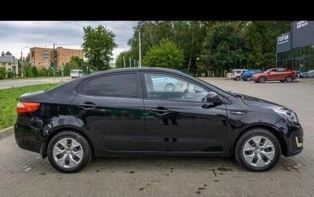 KIA Rio III рестайлинг, 2013 год, 600 000 рублей, 1 фотография
