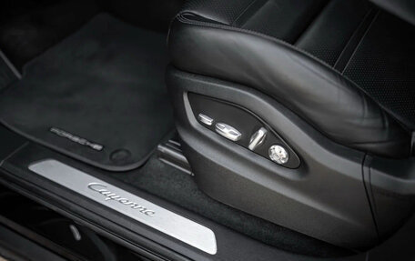 Porsche Cayenne III, 2020 год, 10 000 000 рублей, 18 фотография