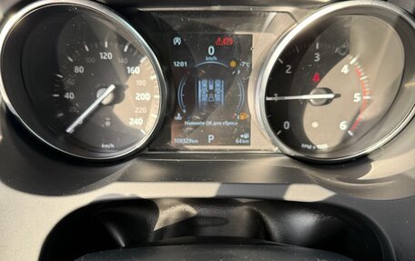 Land Rover Range Rover Evoque I, 2018 год, 3 000 000 рублей, 15 фотография