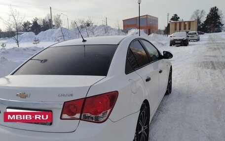Chevrolet Cruze II, 2011 год, 450 000 рублей, 6 фотография