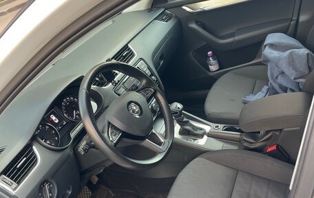 Skoda Octavia, 2017 год, 1 570 000 рублей, 8 фотография