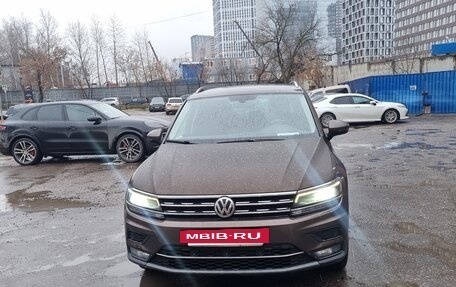 Volkswagen Tiguan II, 2017 год, 2 026 000 рублей, 3 фотография