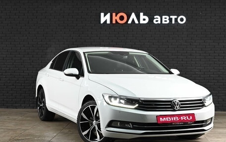 Volkswagen Passat B8 рестайлинг, 2019 год, 2 770 000 рублей, 3 фотография