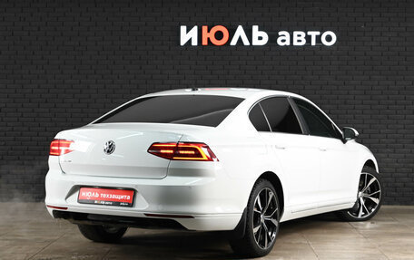 Volkswagen Passat B8 рестайлинг, 2019 год, 2 770 000 рублей, 6 фотография