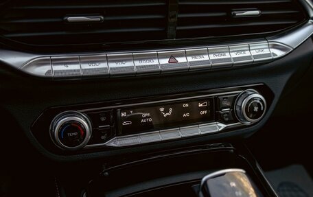 FAW Bestune T77, 2024 год, 1 895 000 рублей, 15 фотография