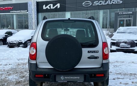 Chevrolet Niva I рестайлинг, 2017 год, 750 000 рублей, 4 фотография