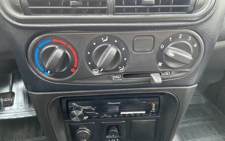 Chevrolet Niva I рестайлинг, 2017 год, 750 000 рублей, 17 фотография