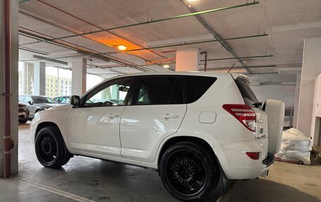 Toyota RAV4, 2011 год, 1 200 000 рублей, 2 фотография
