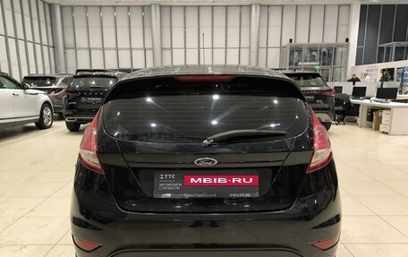 Ford Fiesta, 2016 год, 899 000 рублей, 7 фотография