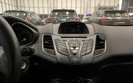 Ford Fiesta, 2016 год, 899 000 рублей, 18 фотография