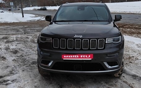 Jeep Grand Cherokee, 2019 год, 4 600 000 рублей, 6 фотография