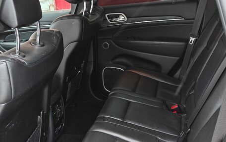 Jeep Grand Cherokee, 2019 год, 4 600 000 рублей, 26 фотография