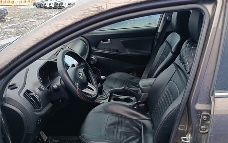 KIA Sportage III, 2010 год, 950 000 рублей, 2 фотография