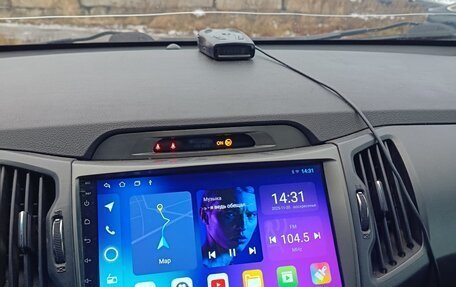 KIA Sportage III, 2010 год, 950 000 рублей, 3 фотография