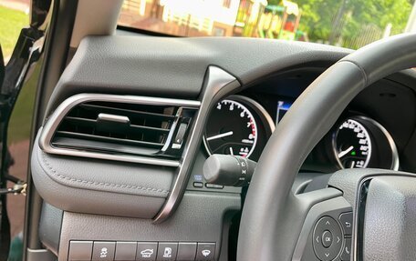 Toyota Camry, 2021 год, 3 200 000 рублей, 13 фотография