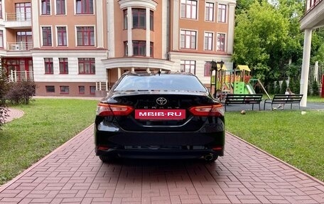 Toyota Camry, 2021 год, 3 200 000 рублей, 5 фотография