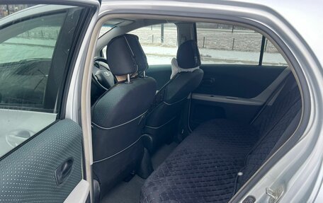 Toyota Vitz, 2005 год, 529 000 рублей, 11 фотография