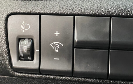 KIA Sportage IV рестайлинг, 2020 год, 2 390 000 рублей, 21 фотография