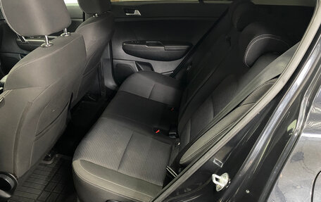 KIA Sportage IV рестайлинг, 2020 год, 2 390 000 рублей, 26 фотография