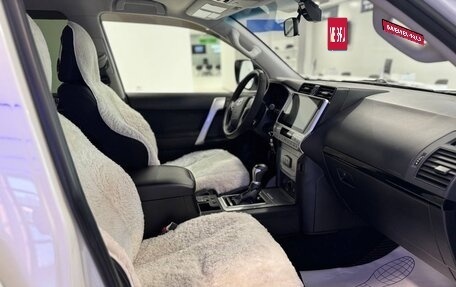 Toyota Land Cruiser Prado 150 рестайлинг 2, 2020 год, 4 629 000 рублей, 10 фотография