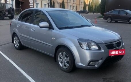 KIA Rio II, 2009 год, 650 000 рублей, 2 фотография