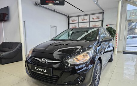 Hyundai Solaris II рестайлинг, 2012 год, 1 089 000 рублей, 2 фотография