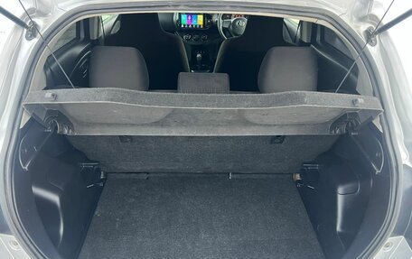 Toyota Vitz, 2018 год, 919 000 рублей, 12 фотография