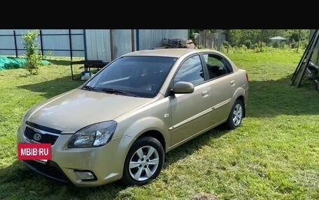KIA Rio II, 2010 год, 600 000 рублей, 3 фотография
