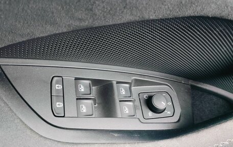 Skoda Kodiaq, 2025 год, 5 850 000 рублей, 10 фотография