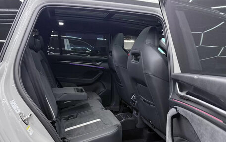 Skoda Kodiaq, 2025 год, 5 850 000 рублей, 26 фотография