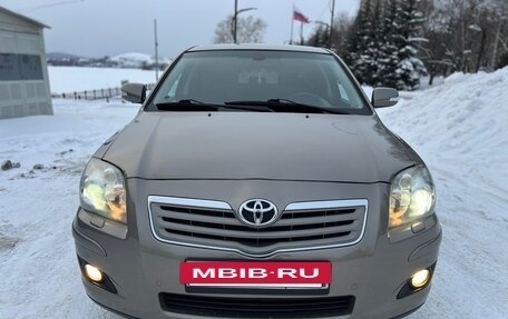 Toyota Avensis III рестайлинг, 2007 год, 950 000 рублей, 8 фотография