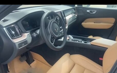 Volvo XC60 II, 2023 год, 7 300 000 рублей, 6 фотография