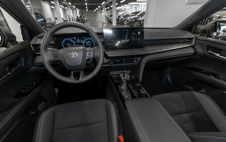 Toyota Camry, 2025 год, 4 700 000 рублей, 7 фотография