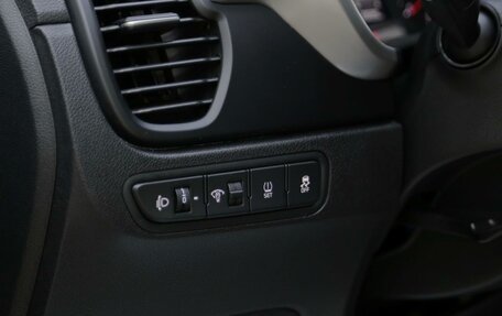 KIA Rio IV, 2022 год, 1 749 000 рублей, 10 фотография