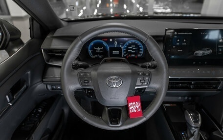 Toyota Camry, 2025 год, 4 700 000 рублей, 11 фотография