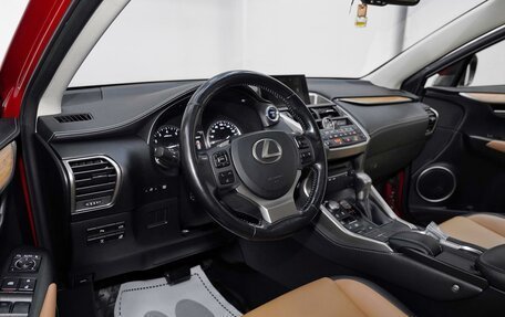 Lexus NX I, 2016 год, 2 749 000 рублей, 6 фотография