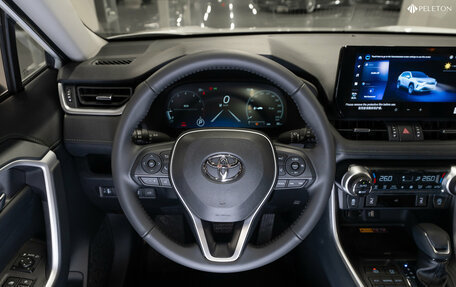 Toyota RAV4, 2025 год, 4 300 000 рублей, 10 фотография