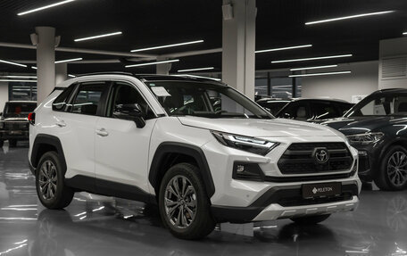 Toyota RAV4, 2025 год, 4 300 000 рублей, 2 фотография