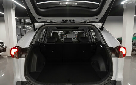 Toyota RAV4, 2025 год, 4 300 000 рублей, 24 фотография