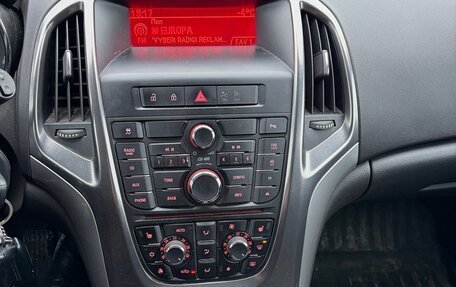 Opel Astra J, 2012 год, 750 000 рублей, 11 фотография