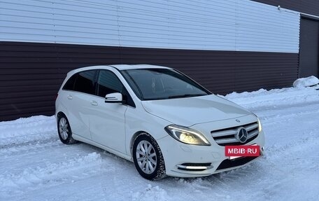 Mercedes-Benz B-Класс, 2012 год, 1 200 000 рублей, 2 фотография