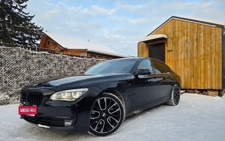 BMW 7 серия, 2012 год, 2 270 000 рублей, 10 фотография