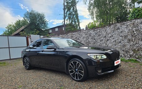 BMW 7 серия, 2012 год, 2 270 000 рублей, 23 фотография
