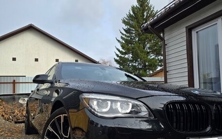 BMW 7 серия, 2012 год, 2 270 000 рублей, 16 фотография