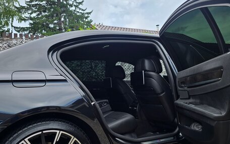 BMW 7 серия, 2012 год, 2 270 000 рублей, 31 фотография